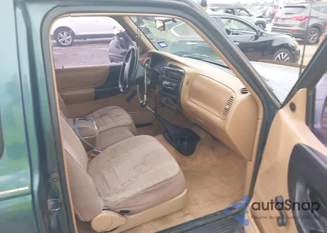 1995 Ford Ranger Super Cab z USA, uszkodzony, nr VIN 1FTCR14U3SPA80152